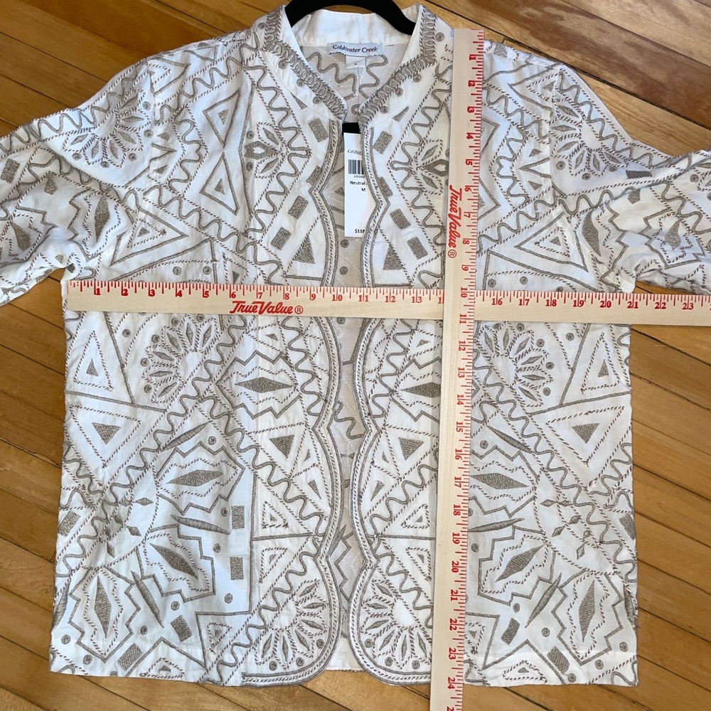 Coldwater Creek NWT Embroidered All Over Jacket Scalloped Edge Tan White… - Picture 12 of 14